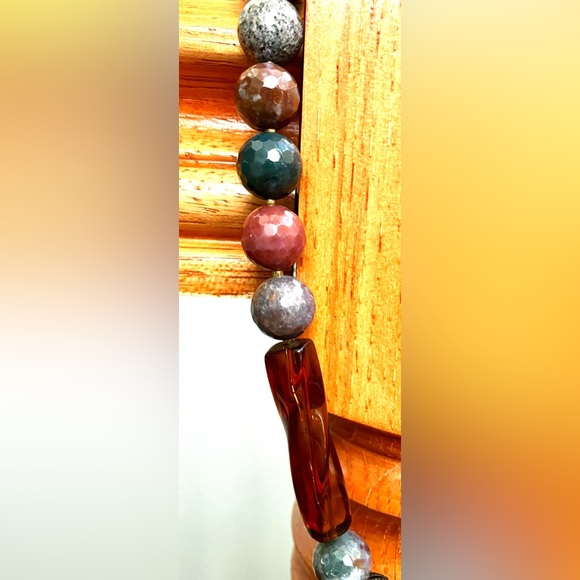 Handmade Necklace in Earth Tones - Picture 5 of 7